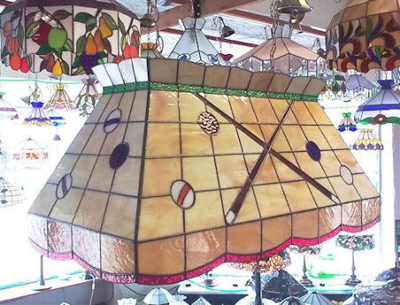 SGPOOL100 Stained Glass Lamp